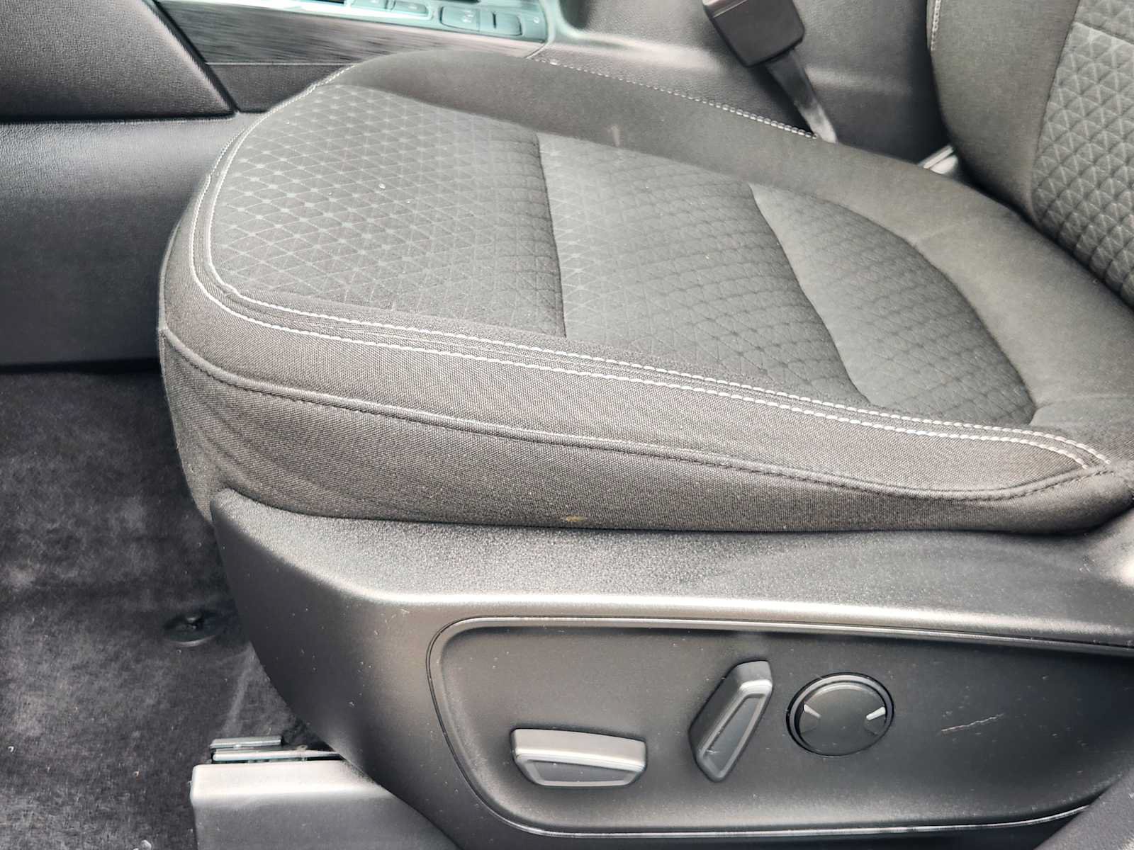 Used 2023 Ford Escape Active FWD image 23