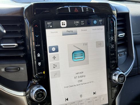 Used 2024 RAM 2500 Laramie image 20