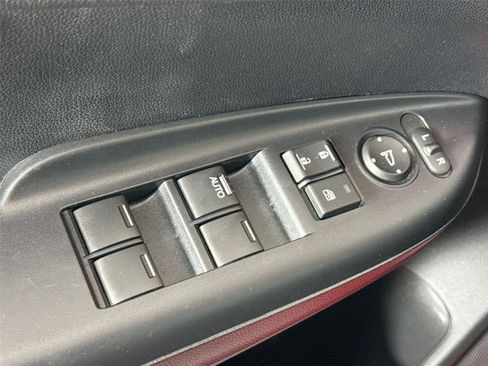 Used 2019 Honda Fit EX image 26