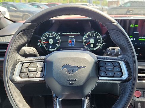 Used 2025 Ford Mustang Premium RWD image 18