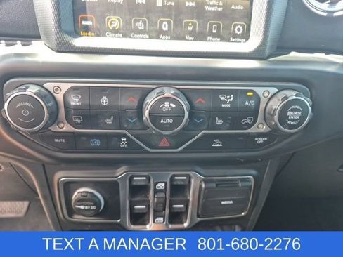 Used 2023 Jeep Wrangler Unlimited Sahara w/ Cold Weather Group AWD/4WD image 35