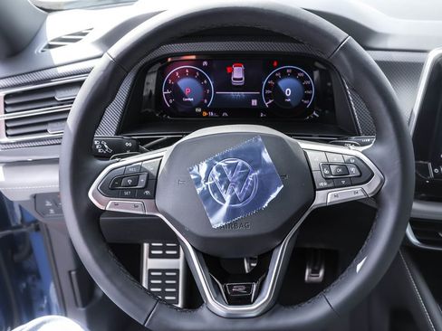 New 2026 Volkswagen Atlas Cross Sport SEL R-Line image 24