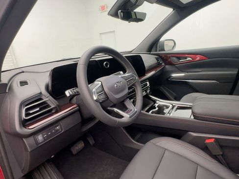 New 2026 Chevrolet Traverse Z71 w/ Driver Confidence Package image 4