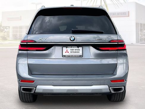 Used 2026 BMW X7 xDrive40i AWD/4WD image 16
