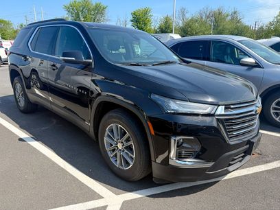 Used 2023 Chevrolet Traverse LT