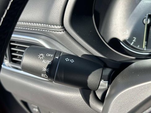 New 2025 MAZDA CX-5 Signature image 15