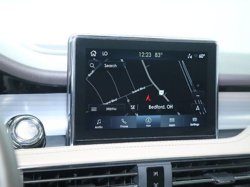 Used 2022 Lincoln Corsair AWD w/ Equipment Group 101A image 25