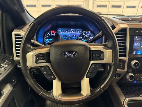 Used 2019 Ford F250 Platinum w/ Platinum Ultimate Package AWD/4WD image 16