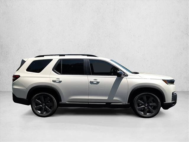 New 2026 Honda Pilot Sport image 4