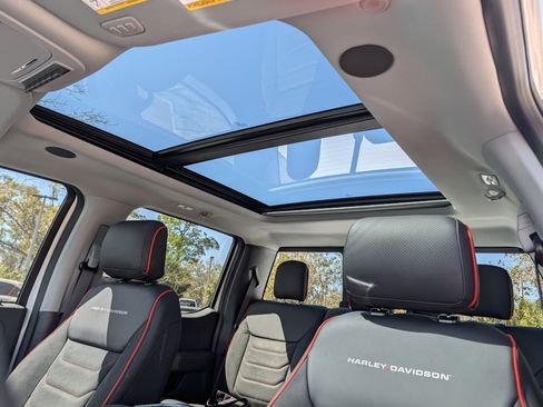 Used 2026 Ford F250 Lariat w/ Black Appearance Package image 36