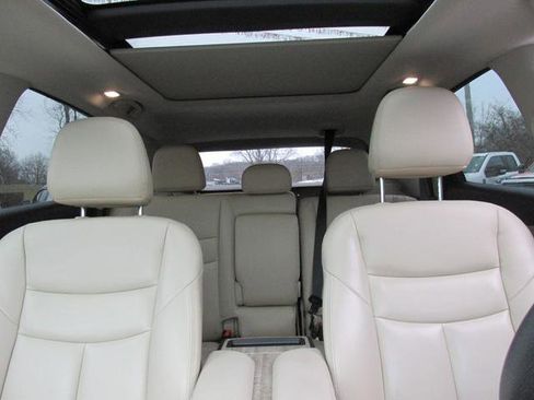 Used 2020 Nissan Murano SV w/ Premium Package image 9