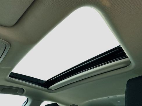 Certified 2025 Honda Accord SE image 20