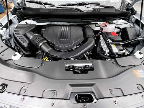 New 2026 Chevrolet Traverse LT w/ Midnight/Sport Edition image 16