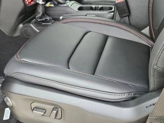 New 2026 Jeep Gladiator Rubicon video 4