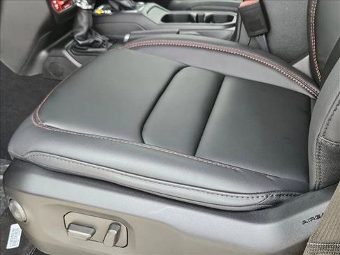 New 2026 Jeep Gladiator Rubicon image 4