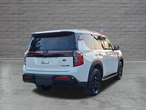 Used 2025 Nissan Armada PRO-4X w/ Pro-4X Premium Package AWD/4WD image 9