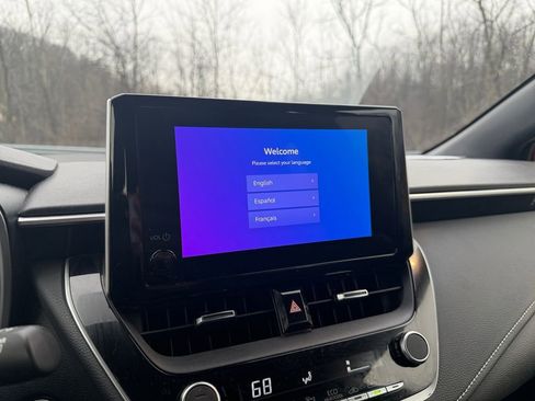 Used 2023 Toyota Corolla SE image 17