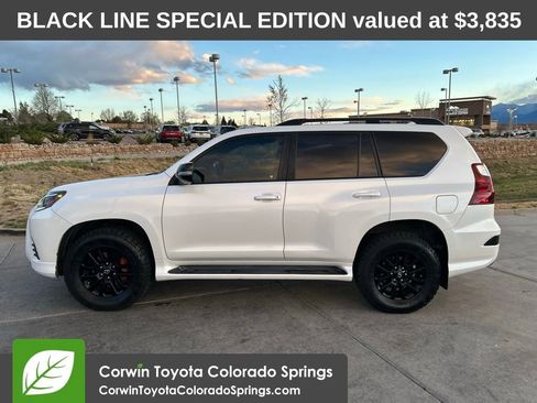 Used 2022 Lexus GX 460 w/ Black Line Special Edition image 4
