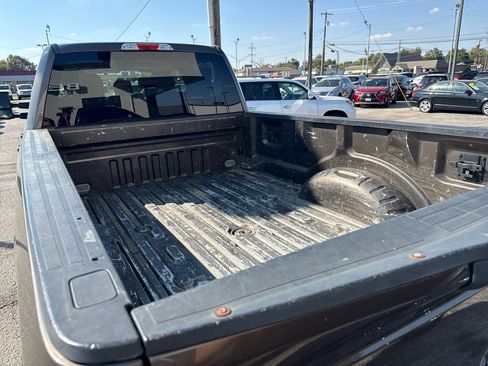 Used 2017 Ford F350 XLT w/ XLT Value Package image 8