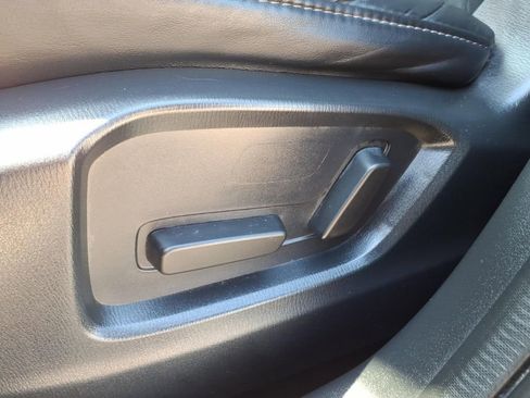 Used 2019 MAZDA CX-5 Touring image 5