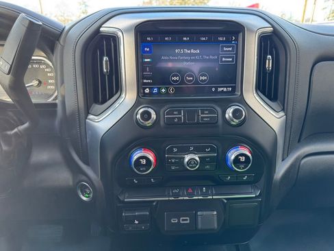 Used 2023 GMC Sierra 2500 SLE image 37