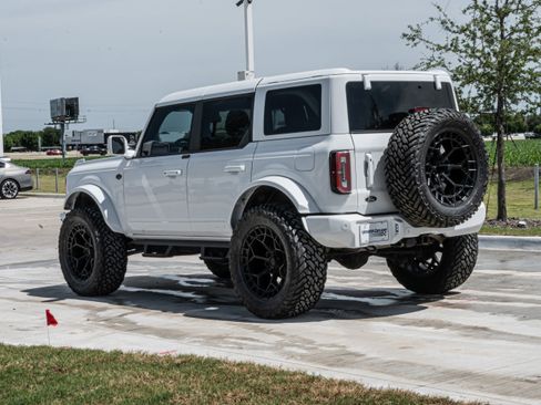 Used 2024 Ford Bronco Wildtrak AWD/4WD image 7