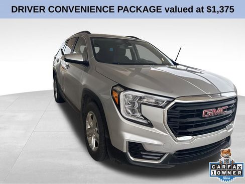 Used 2022 GMC Terrain SLE w/ Driver Convenience Package image 1