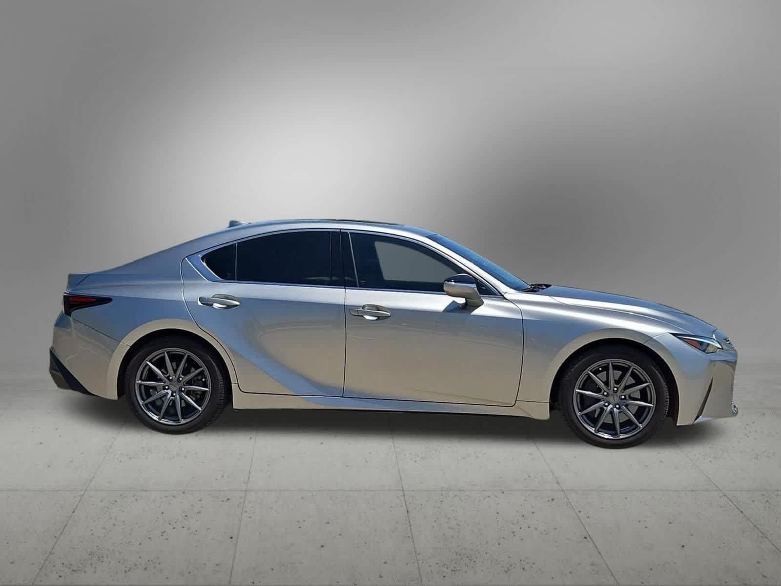Used 2021 Lexus IS 300 w/ Comfort Package RWD image 7