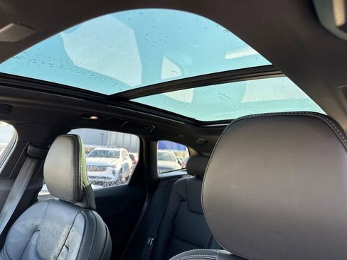 New 2026 Volvo XC60 T8 Ultra w/ Climate Package image 7