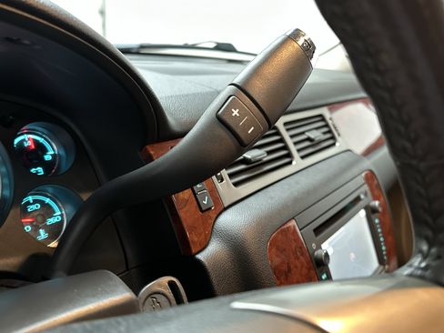 Used 2012 Chevrolet Tahoe LTZ image 44