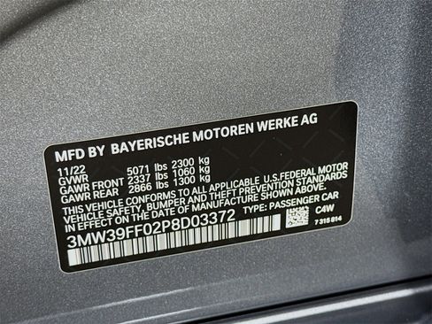 Certified 2023 BMW 330e w/ Premium Package image 33
