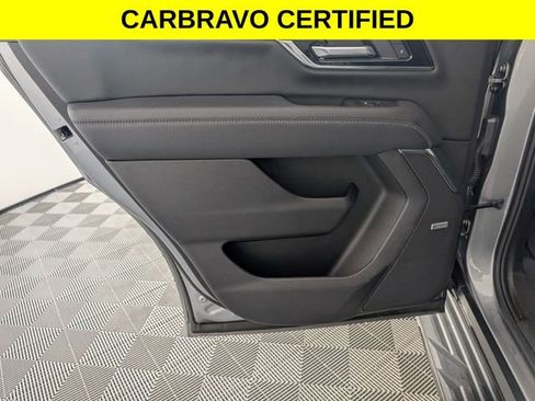 Certified 2025 GMC Yukon Denali AWD/4WD image 28