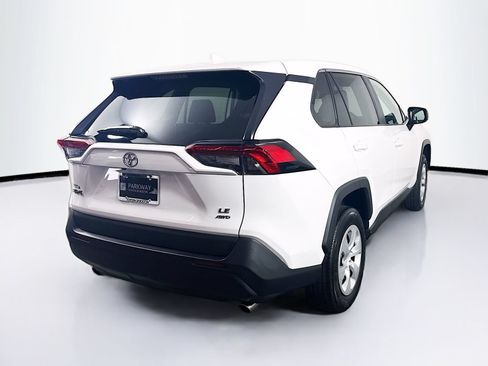 Certified 2024 Toyota RAV4 LE AWD/4WD image 7