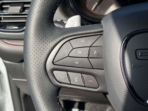 Used 2025 Dodge Durango GT AWD/4WD image 14
