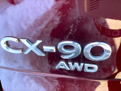 Used 2024 MAZDA CX-90 Plug-In Hybrid w/ Premium Pkg image 10