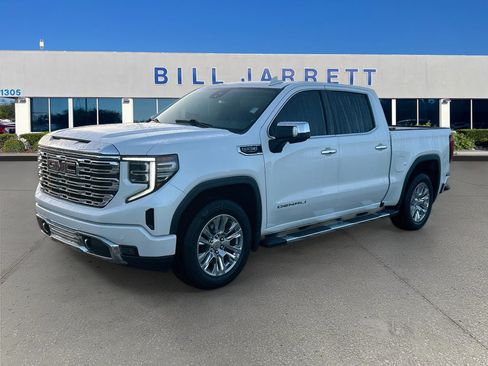 Used 2022 GMC Sierra 1500 Denali AWD/4WD image 3