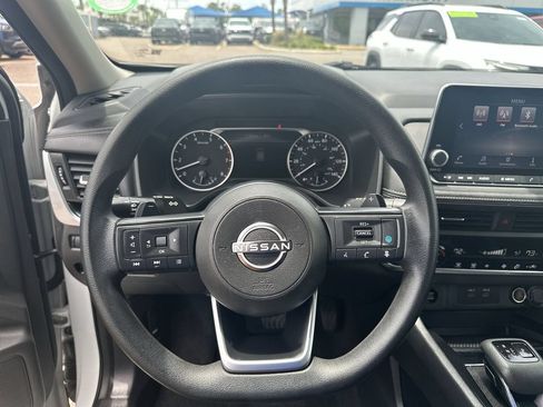 Used 2024 Nissan Rogue SV AWD/4WD image 30