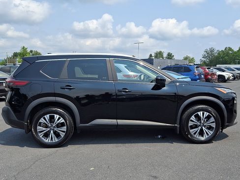 Certified 2023 Nissan Rogue SV w/ SV Premium B Package AWD/4WD image 7