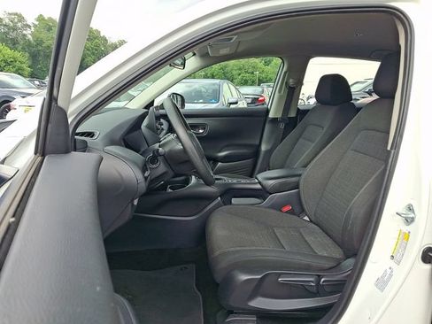 Used 2025 Honda HR-V LX image 14