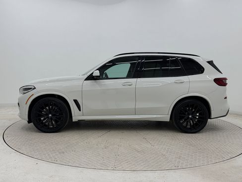 Used 2023 BMW X5 xDrive40i w/ M Sport Package image 2