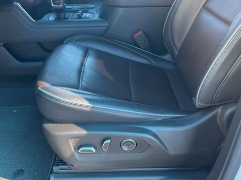 Used 2025 GMC Sierra 1500 Denali w/ Denali Reserve Package image 11