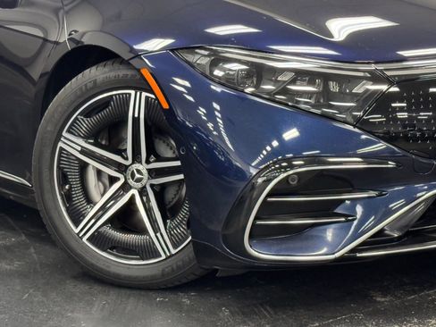 Certified 2023 Mercedes-Benz EQS 580 4MATIC Sedan image 4