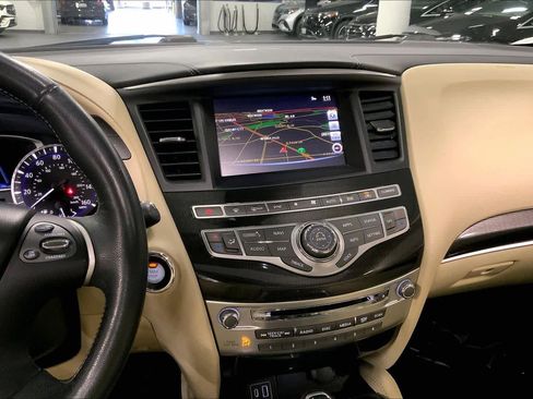 Used 2020 INFINITI QX60 Luxe w/ Essential Package image 6