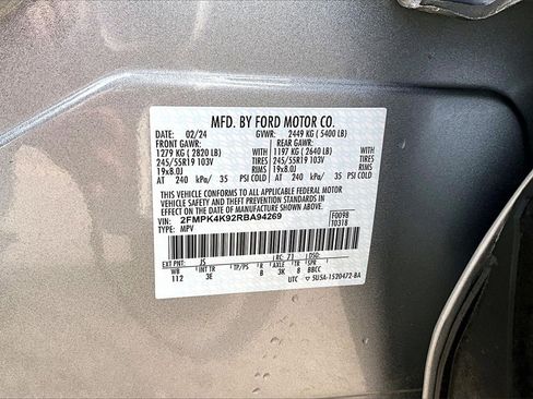 Certified 2024 Ford Edge Titanium image 35