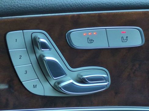 Certified 2017 Mercedes-Benz E 300 image 23