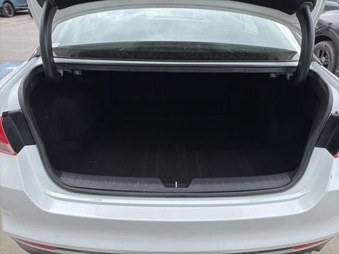 Used 2017 Kia Optima LX image 26