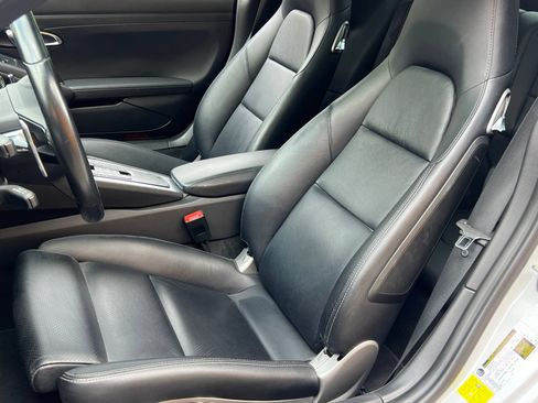 Used 2017 Porsche 911 Carrera 4S AWD/4WD image 5