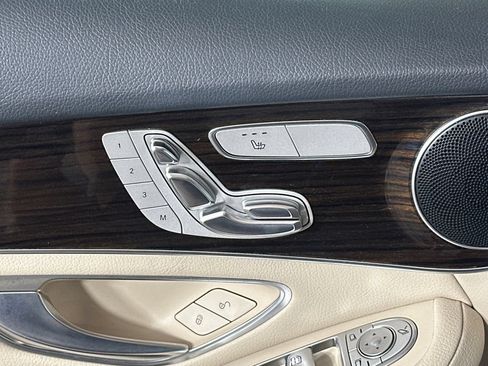 Certified 2021 Mercedes-Benz GLC 300 image 11