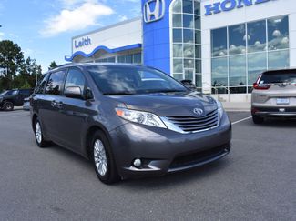 Used 2017 Toyota Sienna L image 1