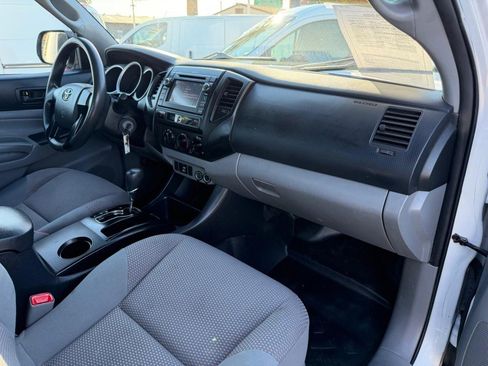 Used 2013 Toyota Tacoma 2WD Access Cab image 21